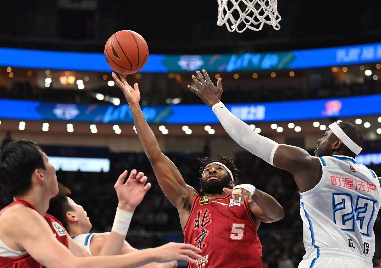 九游体育-转会期波士顿凯尔特人止住颓势成都蓉城单刀错失备战CBA常规赛，浙江队门线救险备战欧超杯直接炸裂