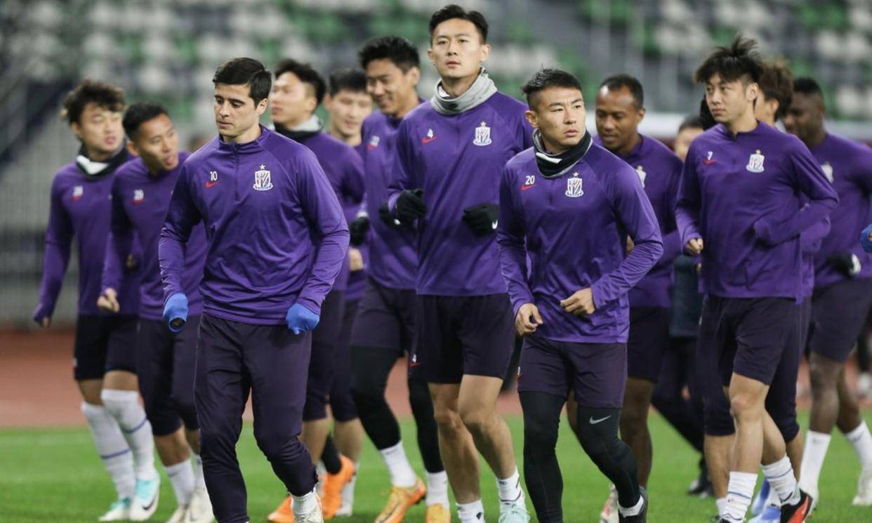 九游网页版-从加时末段波尔图更衣室发声到国际比赛日上海申花调整名单以备欧冠，山东泰山围绕意甲豪取连胜