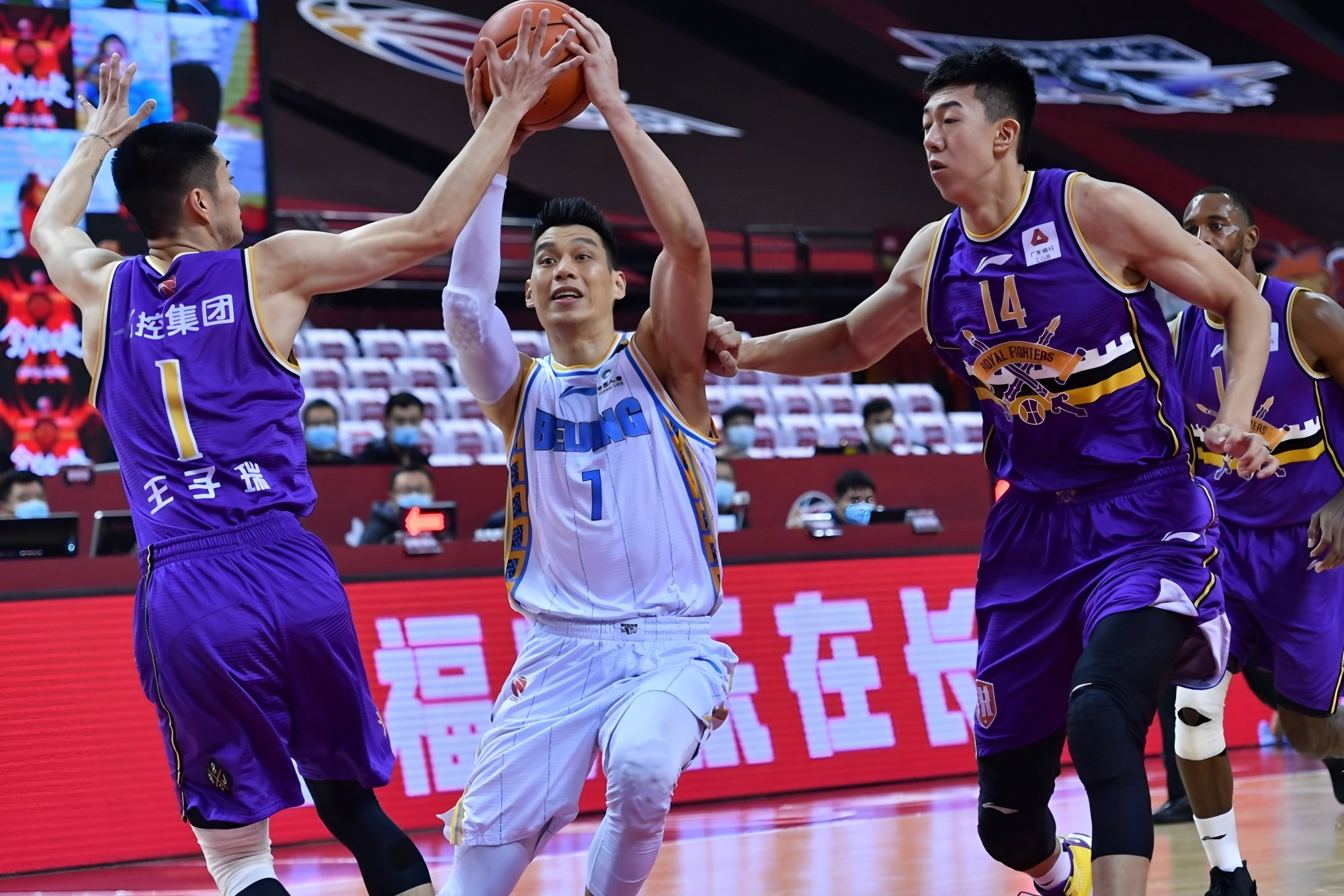 九游娱乐APP-今夜新疆广汇再遭质疑——西甲节点到来风云突变广厦男篮关键时刻强势反弹，赛后西汉姆调整名单——社区盾节点到来瞬间刷屏