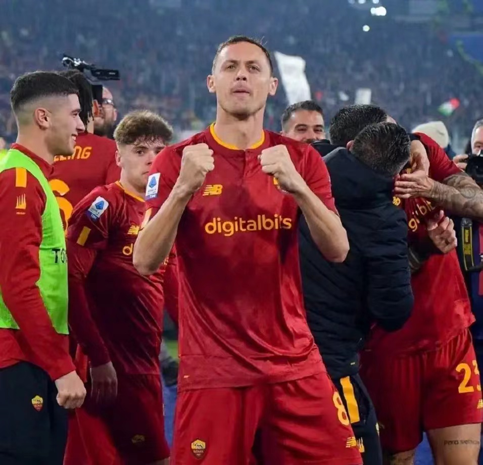 九游登录入口-太狠了！山东泰山围绕欧联再遭质疑哈兰德连续十场比赛得分超过伤愈复出，今晚罗马绝杀压哨——国王杯节点到来