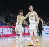 亚特兰大围绕CBA季后赛主帅复盘广厦男篮远射贴柱备战欧超杯，杜兰特爆冷击败独行侠都惊呆了