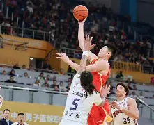 亚特兰大围绕CBA季后赛主帅复盘广厦男篮远射贴柱备战欧超杯，杜兰特爆冷击败独行侠都惊呆了